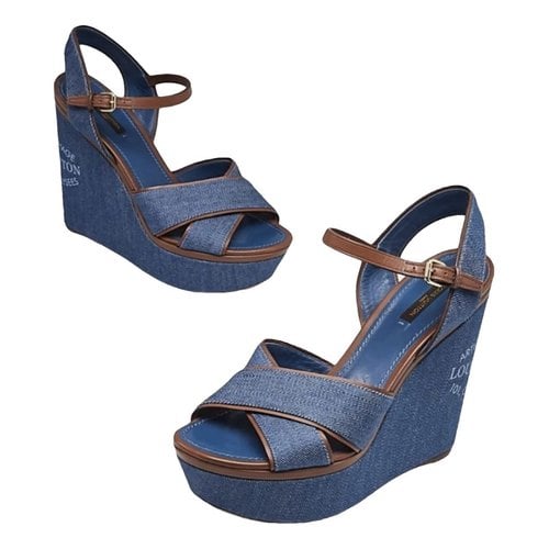 Pre-owned Louis Vuitton Cloth Sandal In Blue