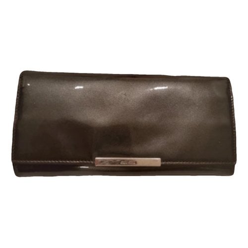 Pre-owned Miu Miu Patent Leather Wallet In Brown