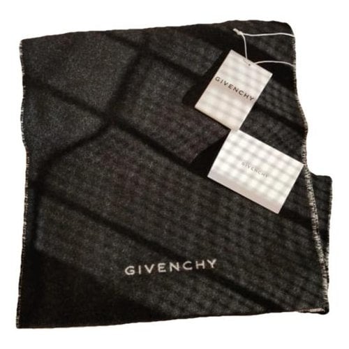 Pre-owned Givenchy Wool Scarf In Black
