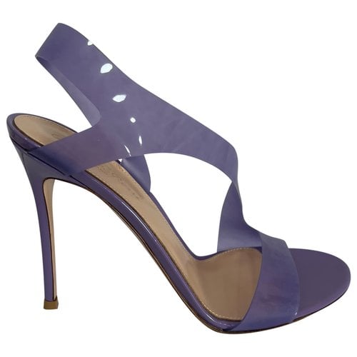 Pre-owned Gianvito Rossi Patent Leather Sandals In Purple