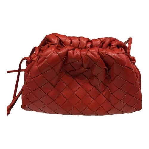 Pre-owned Bottega Veneta Pouch Leather Clutch Bag In Red