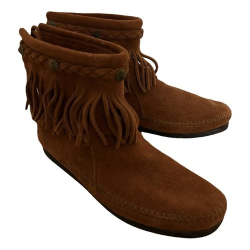 Pre-owned Minnetonka Western Boots In Camel