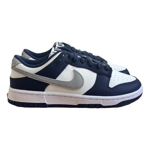 Pre-owned Nike Trainers In Blue