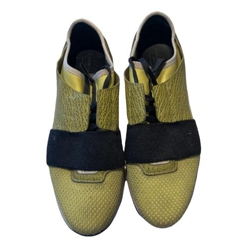 Pre-owned Balenciaga Trainers In Yellow