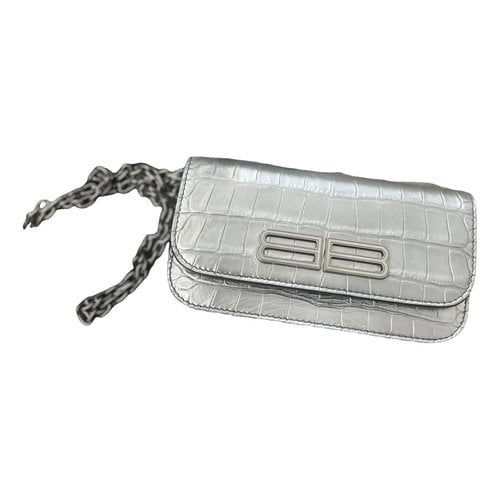 Pre-owned Balenciaga Bb Chain Leather Crossbody Bag In Silver