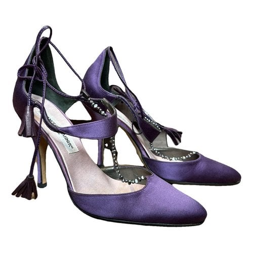 Pre-owned Manolo Blahnik Cloth Heels In Purple