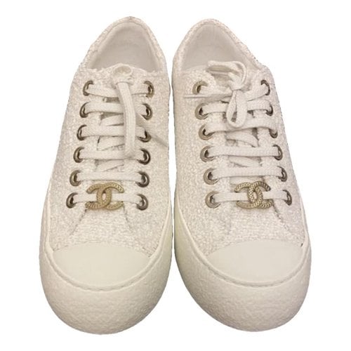 Pre-owned Chanel Tweed Trainers In White