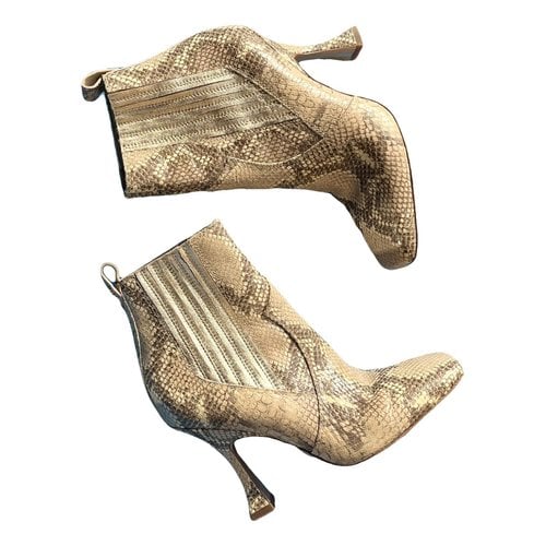Pre-owned Sam Edelman Leather Boots In Beige