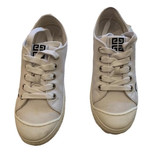 Pre-owned Givenchy Cloth Trainers In White