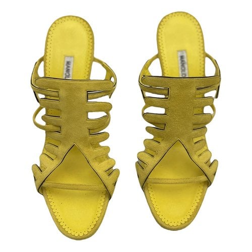 Pre-owned Manolo Blahnik Heels In Yellow