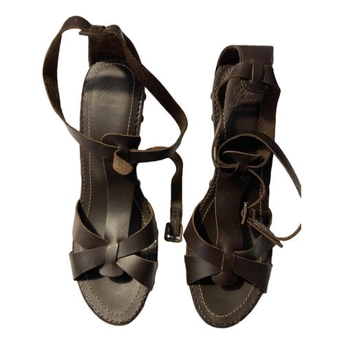 Pre-owned Pepe Jeans Leather Sandal In Brown