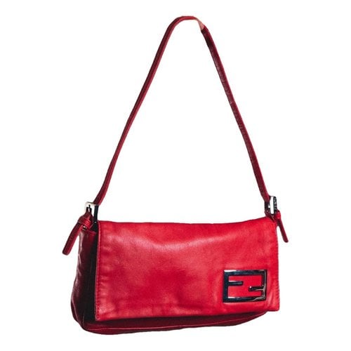 Pre-owned Fendi Baguette Leather Handbag In Red