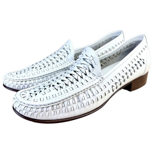 Pre-owned Saint Laurent Leather Flats In White