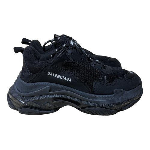 Pre-owned Balenciaga Triple S Cloth Low Trainers In Black