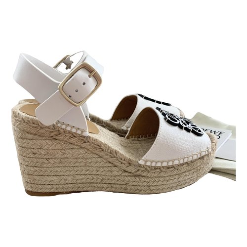 Pre-owned Loewe Leather Espadrilles In White