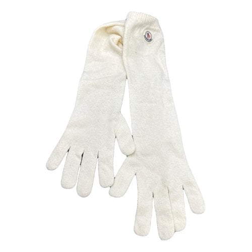 Pre-owned Moncler Wool Long Gloves In Ecru