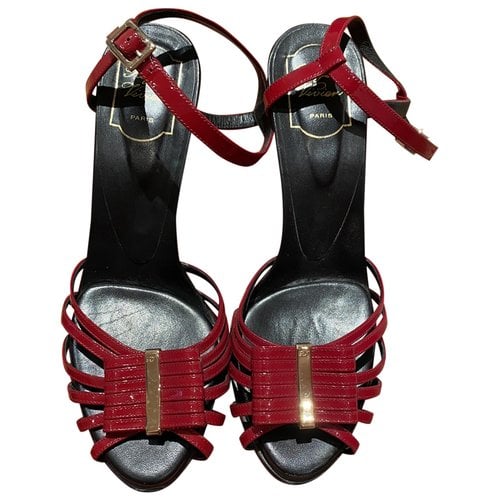 Pre-owned Roger Vivier Leather Sandals In Red
