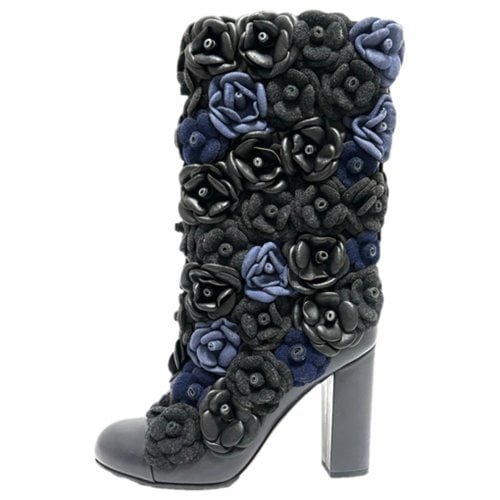 Pre-owned Chanel Leather Boots In Navy