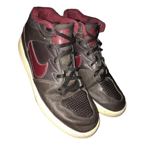 Pre-owned Nike Leather High Trainers In Brown