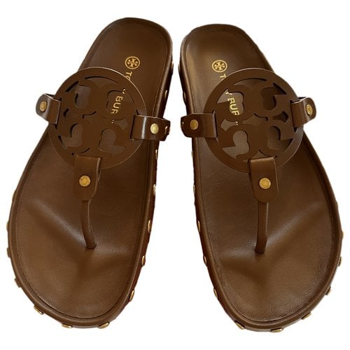 Pre-owned Tory Burch Leather Sandal In Camel
