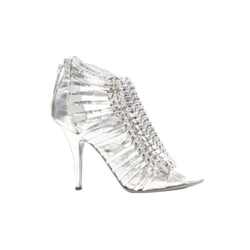 Pre-owned Givenchy Leather Heels In Metallic