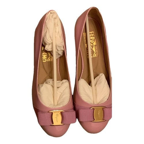 Pre-owned Ferragamo Patent Leather Ballet Flats In Pink