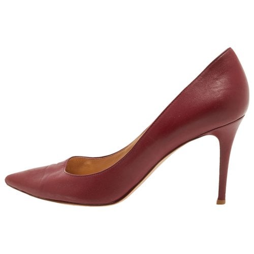 Pre-owned Gianvito Rossi Leather Heels In Burgundy