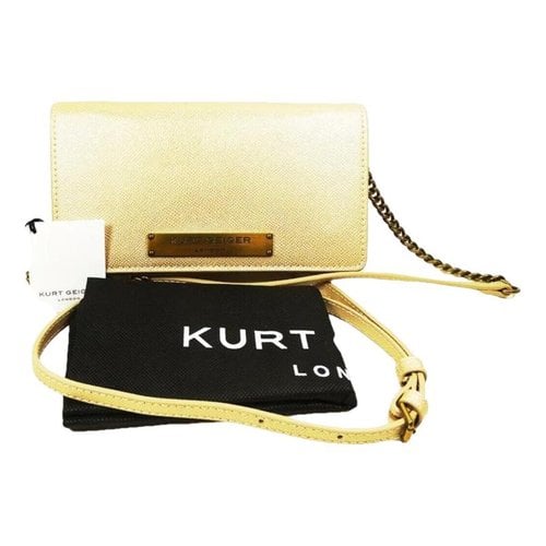 Pre-owned Kurt Geiger Leather Crossbody Bag In Gold