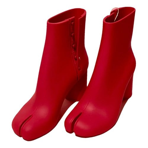 Pre-owned Maison Margiela Tabi Ankle Boots In Red