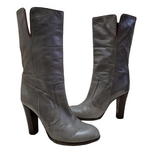 Pre-owned Chloé Leather Boots In Grey