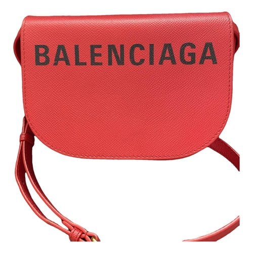 Pre-owned Balenciaga Ville Day Leather Crossbody Bag In Red