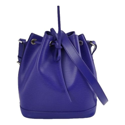 Pre-owned Louis Vuitton Noé Leather Handbag In Purple