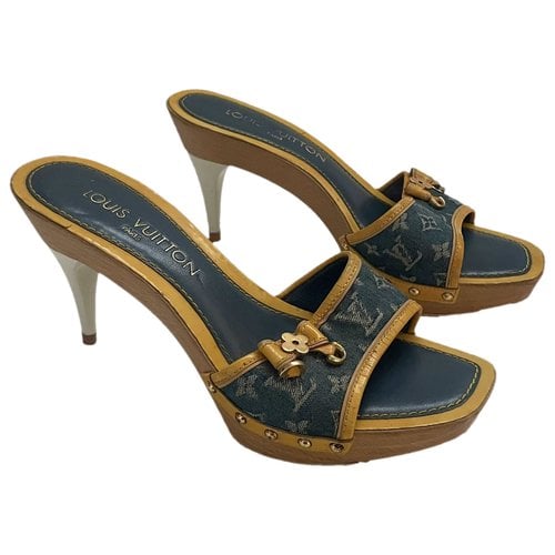Pre-owned Louis Vuitton Cloth Heels In Blue