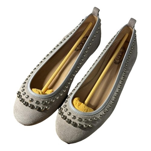 Pre-owned Tod's Ballet Flats In Grey