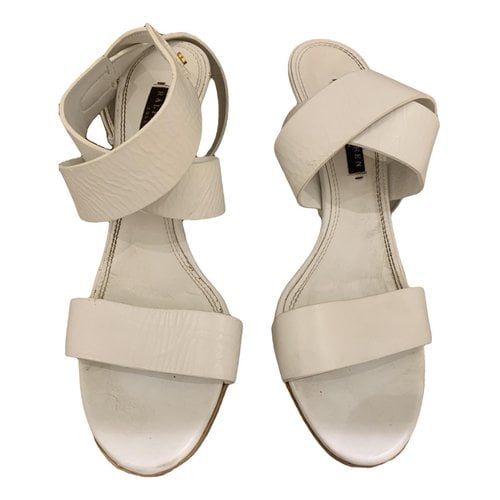 Pre-owned Ralph Lauren Leather Sandals In White