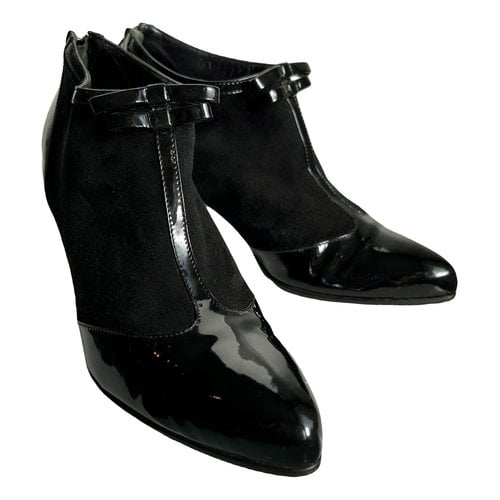 Pre-owned Georges Patent Leather Ankle Boots In Black
