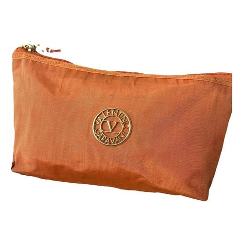 Pre-owned Valentino Garavani Cloth Handbag In Orange