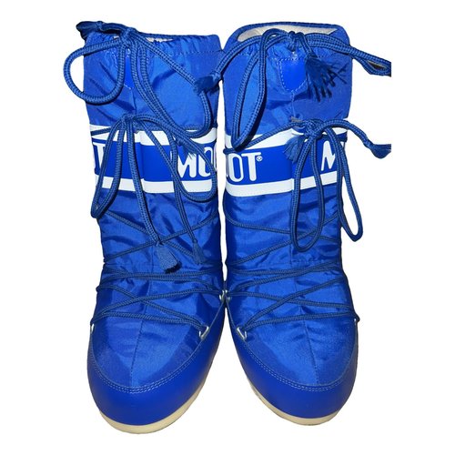 Pre-owned Moon Boot Snow Boots In Blue