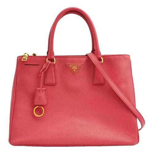 Pre-owned Prada Galleria Leather Handbag In Red