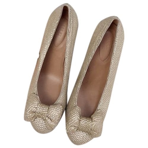 Pre-owned See By Chloé Leather Heels In Beige