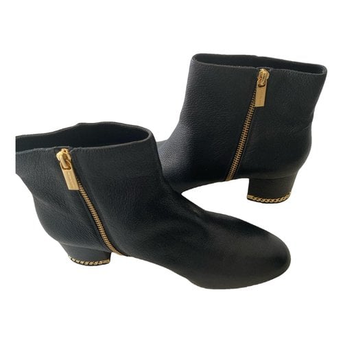 Pre-owned Michael Kors Leather Ankle Boots In Black