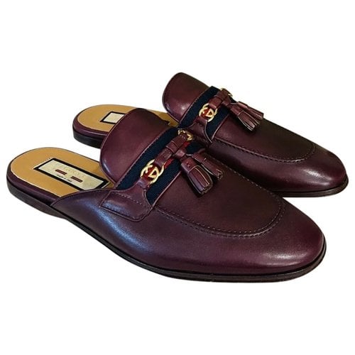 Pre-owned Gucci Leather Mules & Clogs In Burgundy