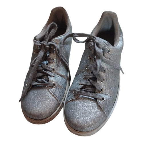 Pre-owned Victoria Trainers In Silver