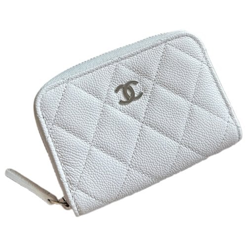 Pre-owned Chanel Timeless/classique Leather Card Wallet In White