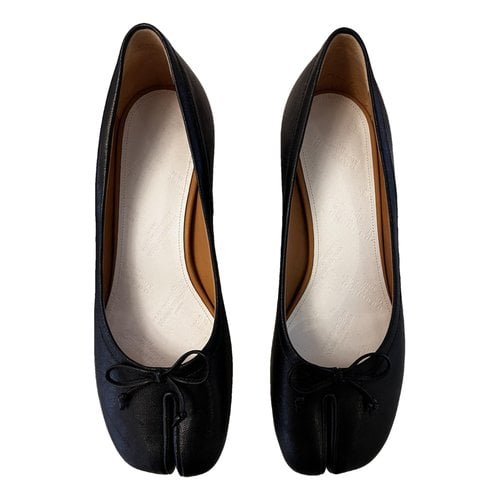 Pre-owned Maison Margiela Leather Ballet Flats In Black