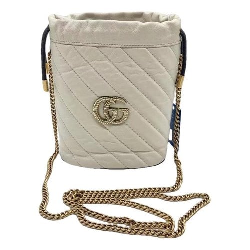 Pre-owned Gucci Gg Marmont Chain Bucket Leather Crossbody Bag In White