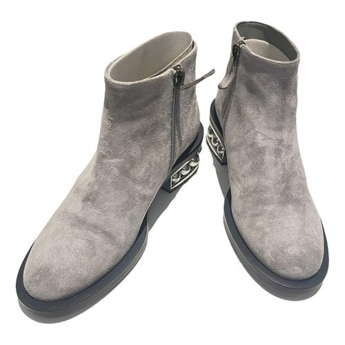 Pre-owned Nicholas Kirkwood Leather Boots In Grey