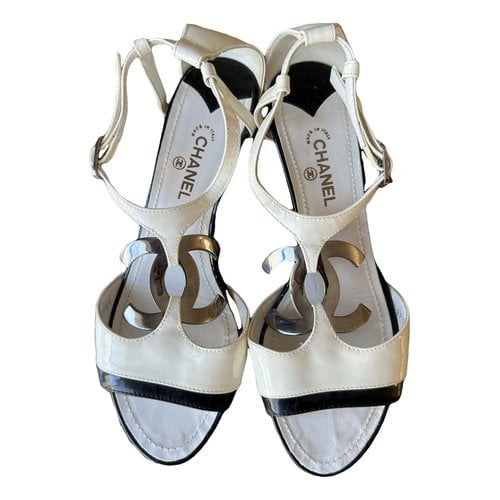 Pre-owned Chanel Patent Leather Heels In White