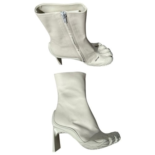 Pre-owned Balenciaga Leather Boots In White