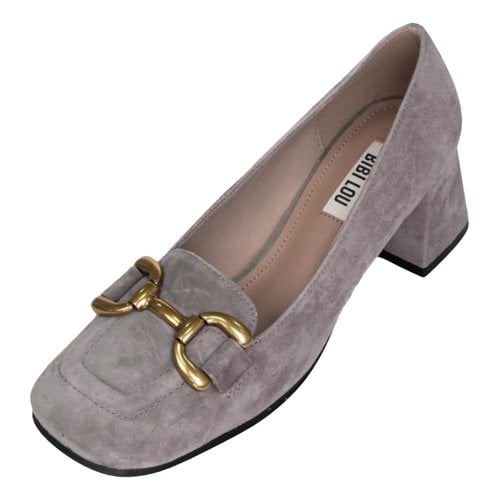 Pre-owned Bibi Lou Leather Flats In Grey